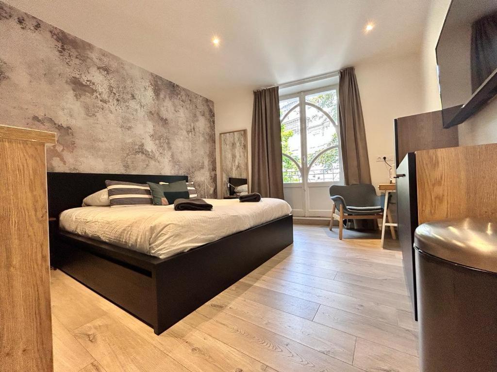 קלרמונט-פרנד Tour D'Auvergne - Appartements En Plein Centre Ville, Proche De La Cathedrale Et De La Place De Jaude מראה חיצוני תמונה